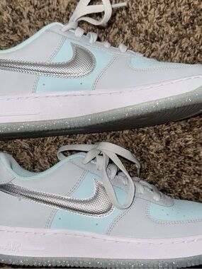 Nike Air Force 1 Low GS AF1 Pure Platinum Glacier Blue Kids Casual 5Y